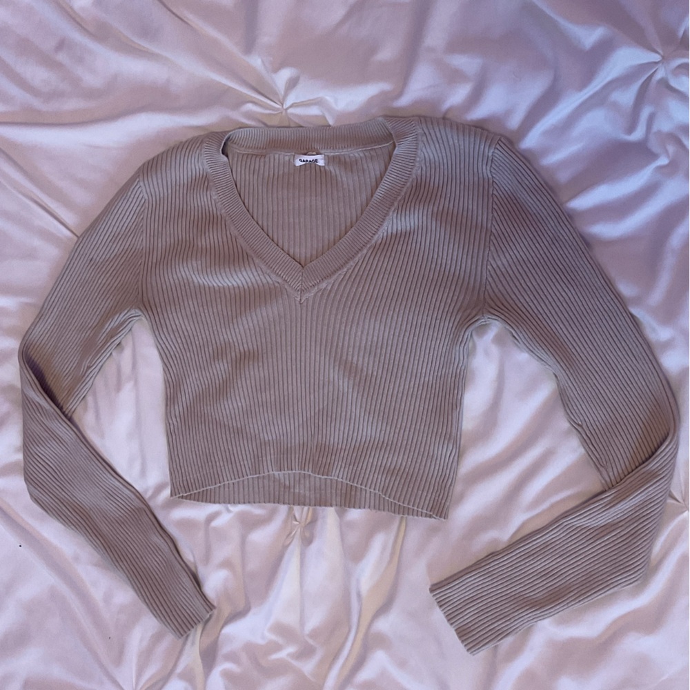 Garage crop top
